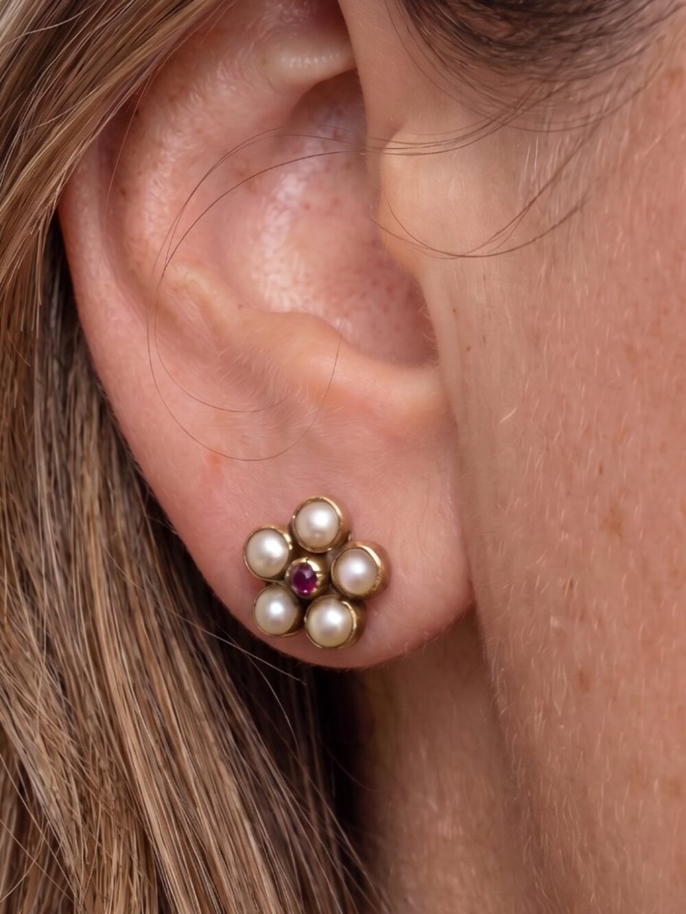 Vintage Pearl Garnet Flower Stud Earrings Gold Over Silver Vermeil Style